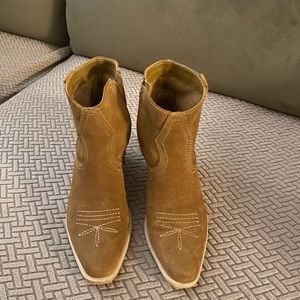 Dolce Vita Silma Ankle Boot